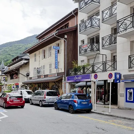Poste Apartment