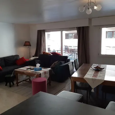 Poste Apartment *